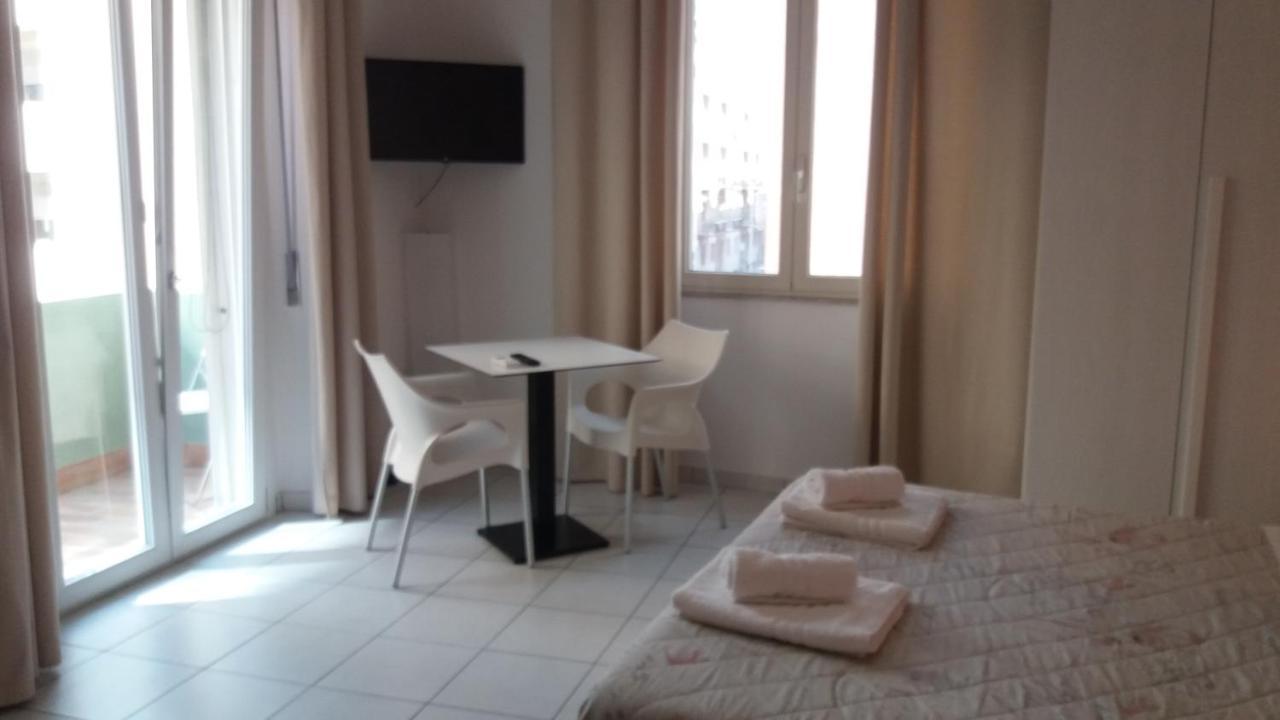 Depandance Macchiavelli 2 Hotell Cagliari Exteriör bild