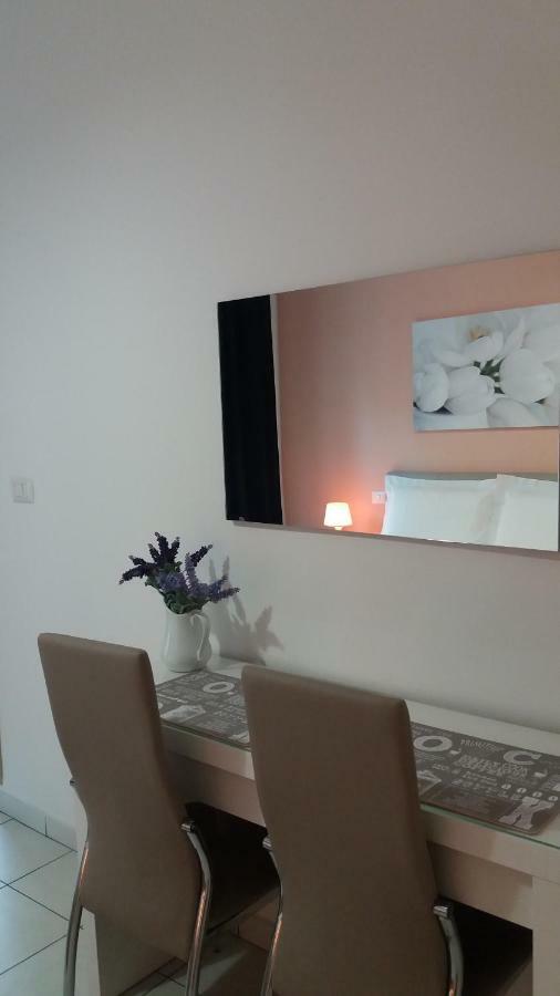 Depandance Macchiavelli 2 Hotell Cagliari Exteriör bild
