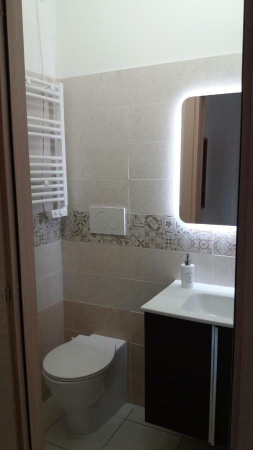 Depandance Macchiavelli 2 Hotell Cagliari Exteriör bild