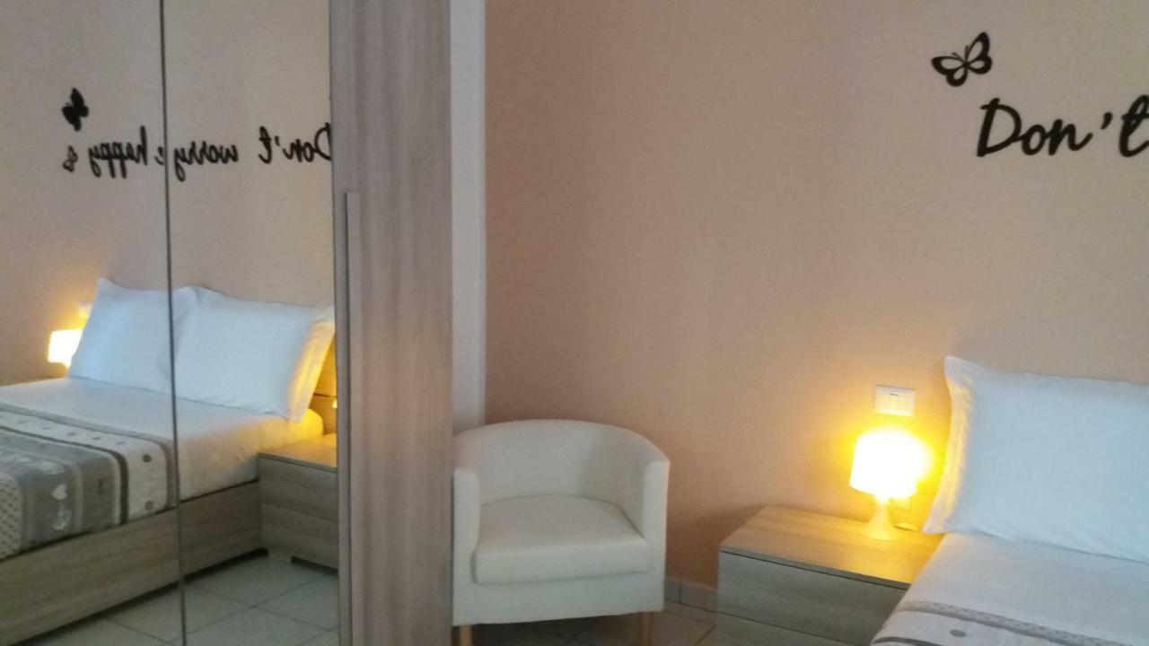 Depandance Macchiavelli 2 Hotell Cagliari Exteriör bild